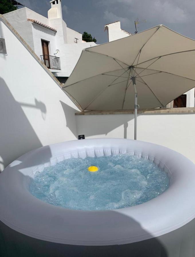 Вилла Cerezo'S House - Terrace & Jacuzzi Фрихилиана Экстерьер фото